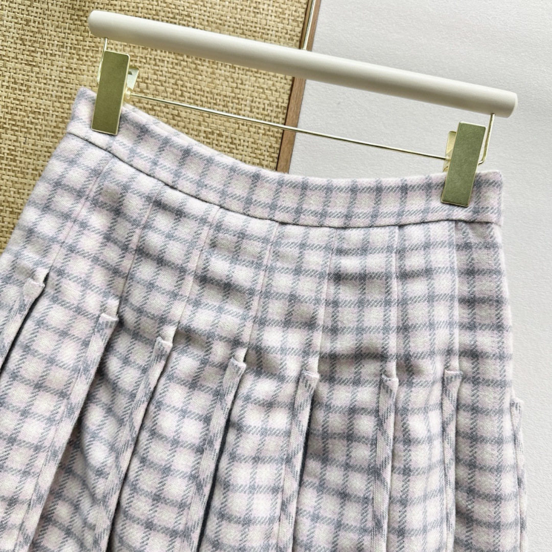 skirts and dresses
